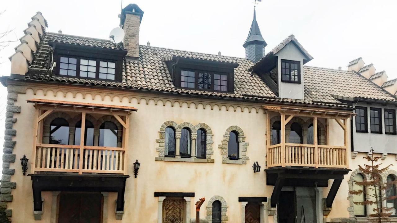 Fewo Gerichtsstube Im Rittergut Leppersdorf Bei Radeberg Fuer 6 Pers Wachau Bagian luar foto